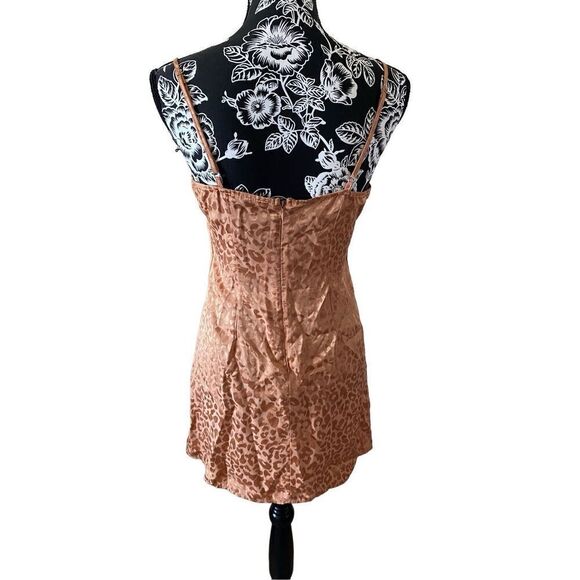 Urban Outfitters Leopard Print Cocktail Mini Dress Party Sexy - Picture 3 of 11